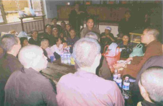 Buddhist monks and followers from Phuong Que and Vinh Loc villages at the appeal trial (19-28 June 2006)