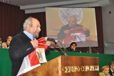 Giáo sư Saad Eddin Ibrahim tại Đại hội Đảng Cấp tiến Bất Bạo động Liên quốc gia tại Ý Đại lợi