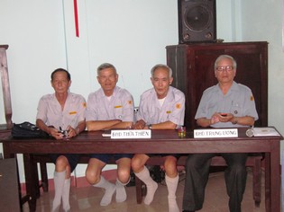 Đại diện Ban Hướng dẫn Thừa Thiên và  Ban Hướng dẫn Trung ương, Photo PTTPGQT