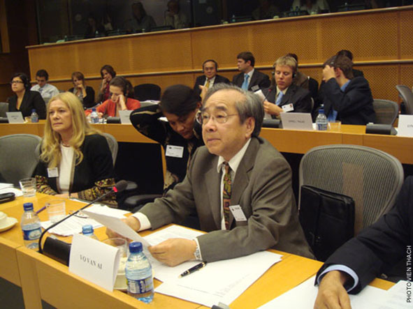 Ông Võ Văn Ái điều trần tại Quốc hội Châu Âu