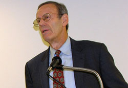 Ông Carl Gershman - Photo courtesy of wmd.org