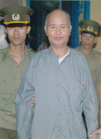 Thich Quang Do is sentenced to 5 years in prison at the Ho Chi Minh City Supreme Peoples Court on 15 August 1995