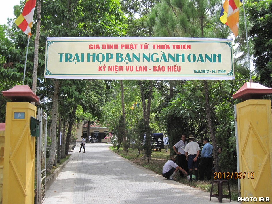 Trại họp bạn Hiếu cho ngành Oanh Vũ tại chùa Bảo Quang ở Huế - Hình PTTPGQT