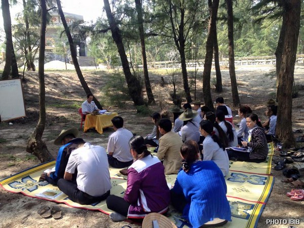 Trại sơ cấp Lộc Uyển, Huyện Phú Lộc, Lớp học trong rừng