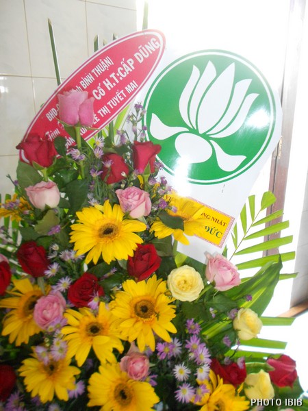 Vòng hoa của Ban Hướng dẫn GĐPT Bình Thuận